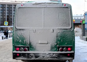 Прокуратура ХМАО взялась за холод в автобусах Сургута