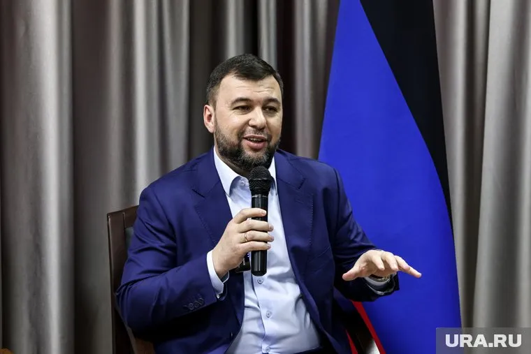 Денис Пушилин высмеял визит Джо Байдена на Украину