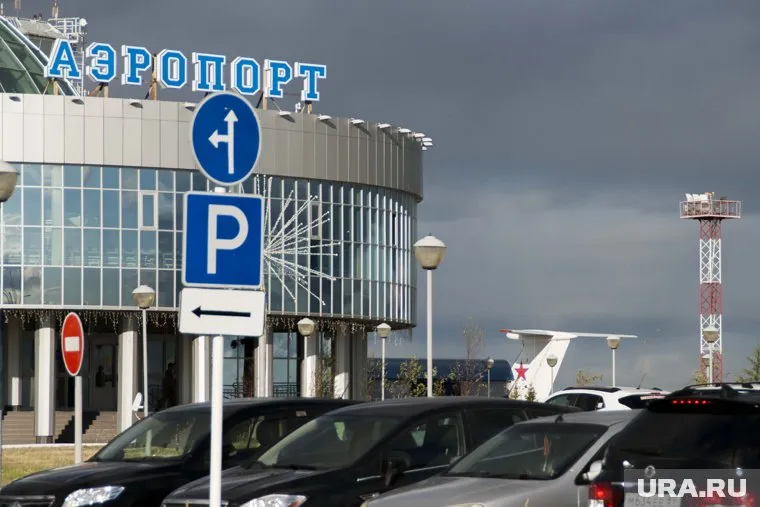 Аэропорт в Салехарде тоже закрывается на ночь