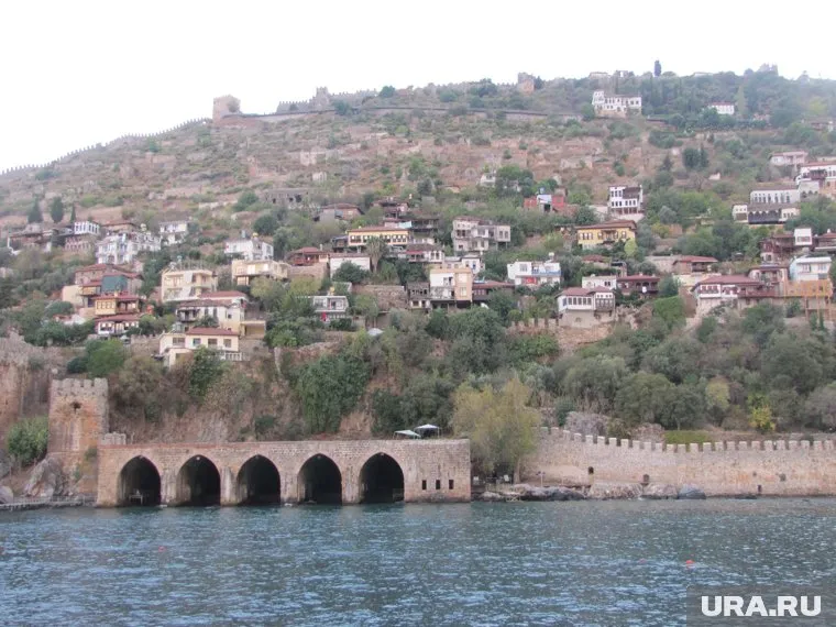 В Ростуризме заявили, что уехавшие в Турцию и Танзанию граждане могут продолжить отдых