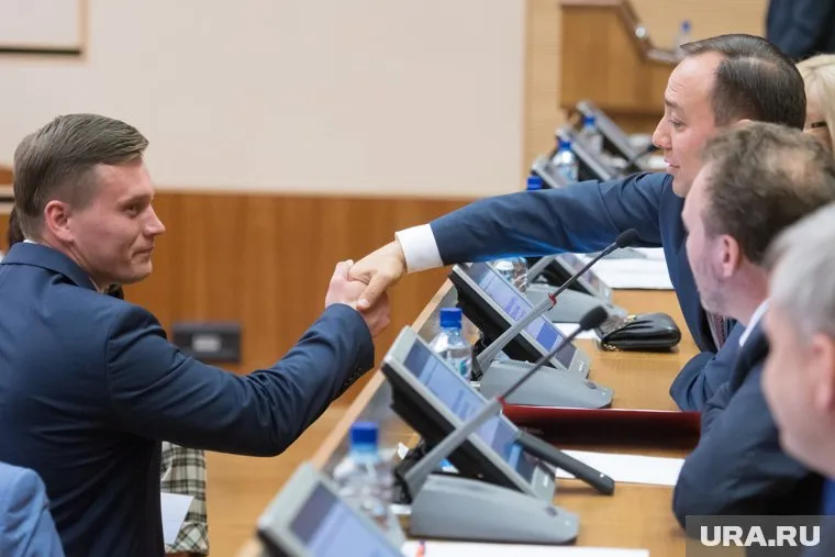 Депутаты нового созыва гордумы уместились на нескольких рядах