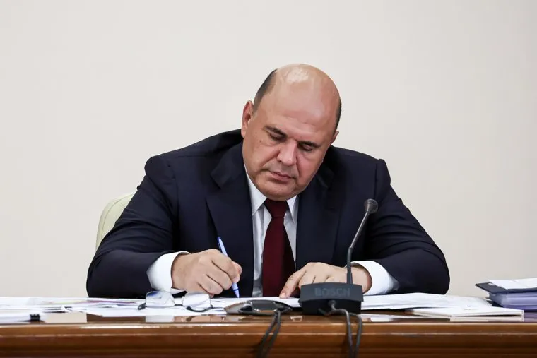 Михаил Мишустин во время посещения Якустка. Якутск