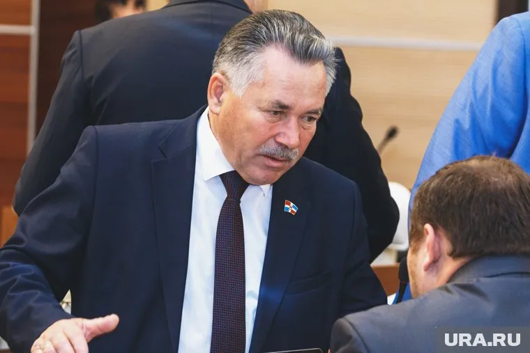 Сына Виктора Плюснина судят за сиротские дома