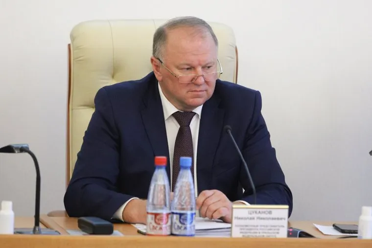 Полпред Президента РФ в УрФО Николай Цуканов на заседании правительства. Курган