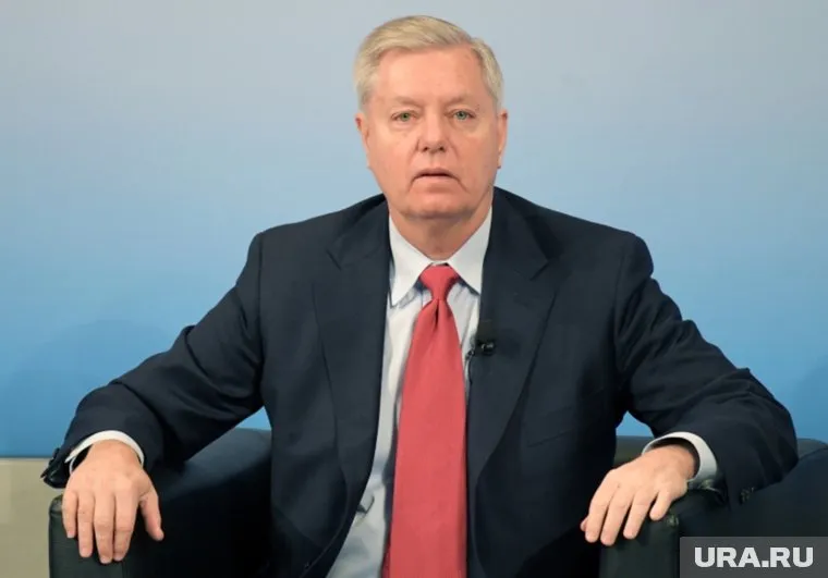 Грэм еще 10 лет назад получал финансирование от оборонного и аэрокосмического сектора