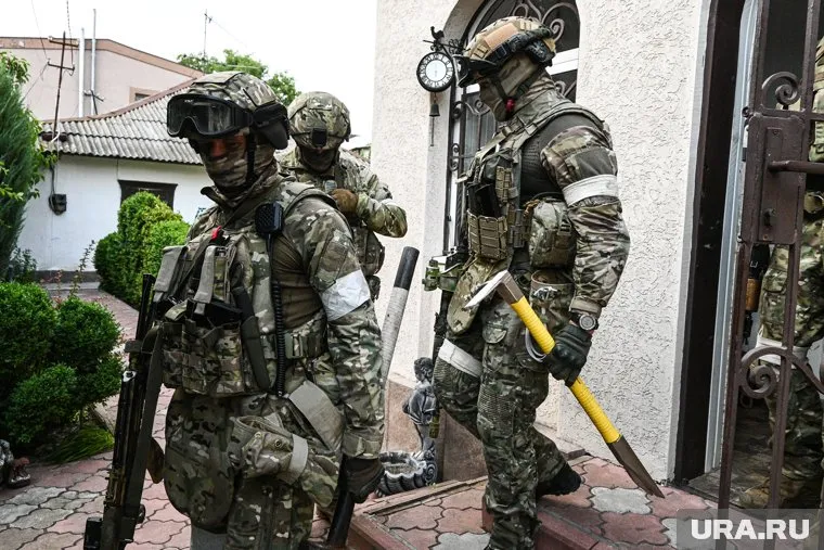 По словам Суровикина, военно-тактическая ситуация на фронте сейчас непростая