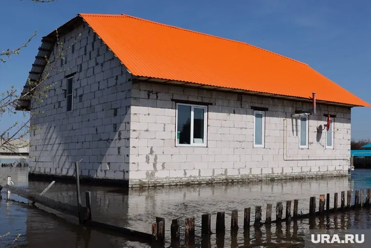 В паводок лучше всего проверять дачи на предмет подтоплений