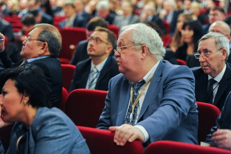 Форум ректоров ВУЗов России и Казахстана. Челябинск, садырин владимир