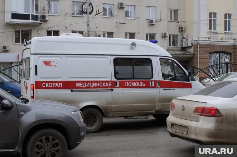 Водитель иномарки получил травмы