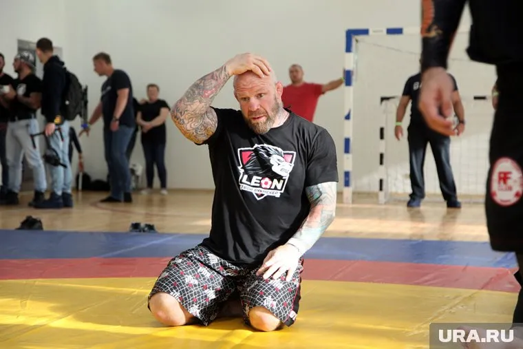 Монсону понадобилась замена тазобедренного сустава