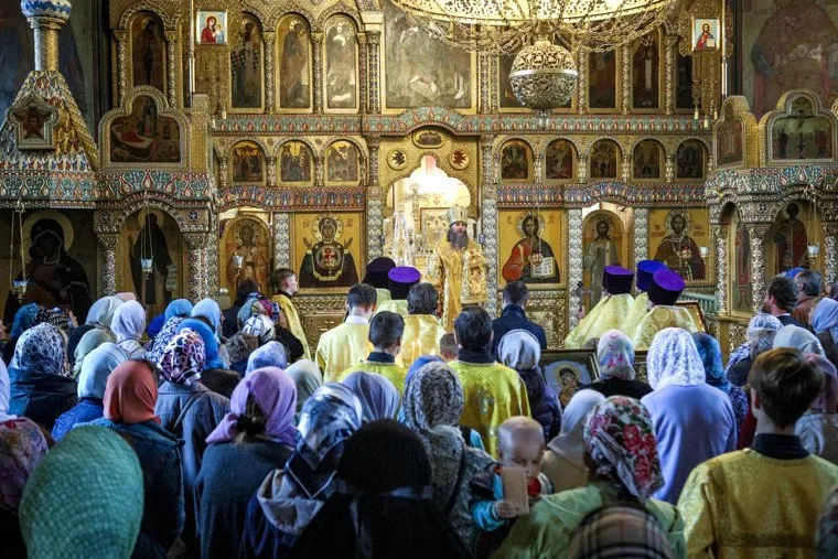 Митрополит необр