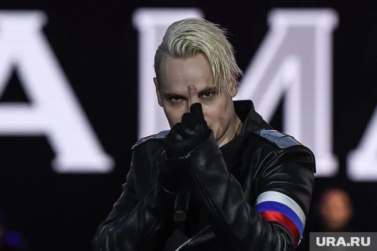 Певец SHAMAN испытывает боль после чудовищного теракта