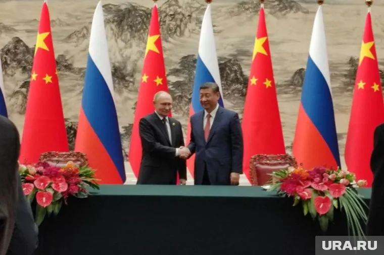 Китай встал на сторону России в контексте украинского конфликта, заявил Николас Бернс