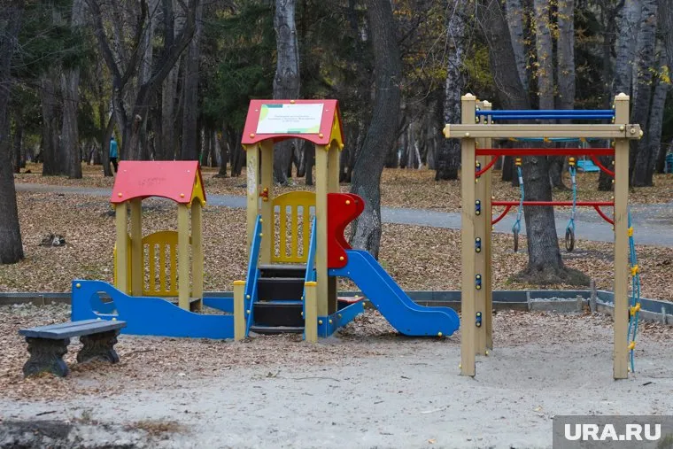 Мэр Губкинского пообещал найти вандалов