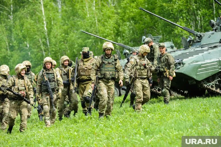 Расходы на национальную безопасность и оборону сокращаться не будут