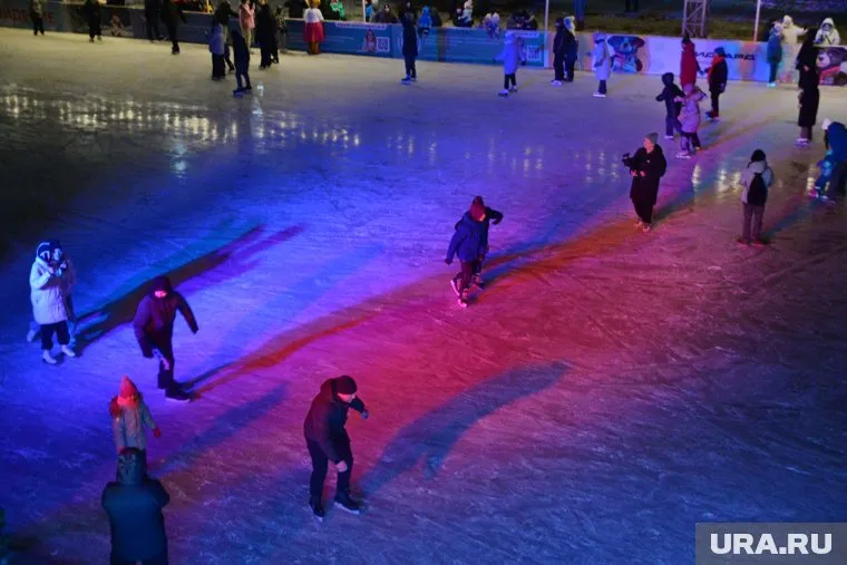В Тюмени открылся самый большой каток Урала