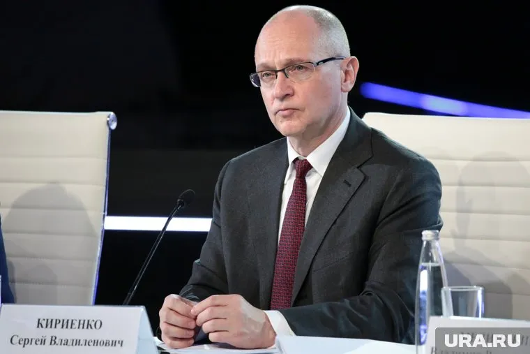 Сергей Кириенко проконтролировал ход строительства школы в Свердловске (ЛНР)