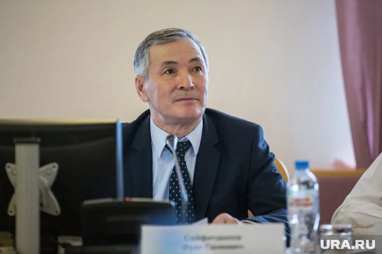 Фуат Сайфитдинов снял с себя обязанность согласовывать отпуска подчиненных