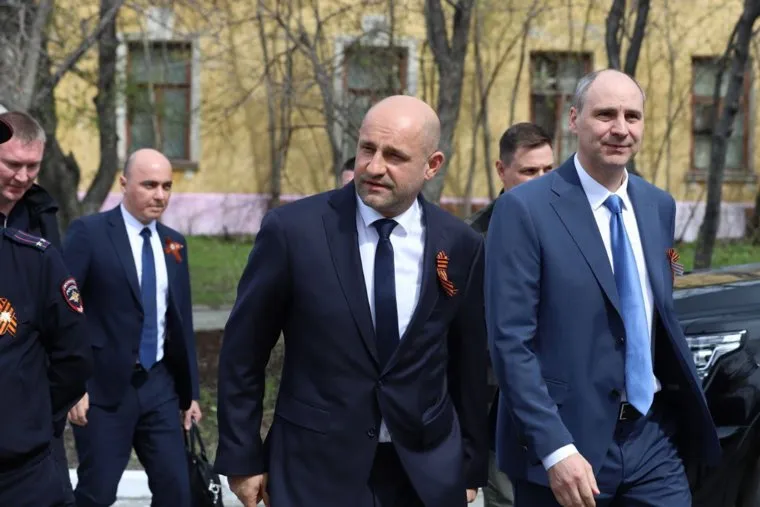 Жога и Паслер приехали в Средеуральск, чтобы зажечь Вечный огонь