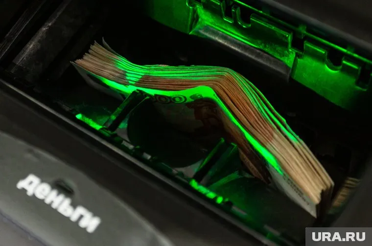 Наиболее высокие зарплаты в марте предлагали в строительной отрасли