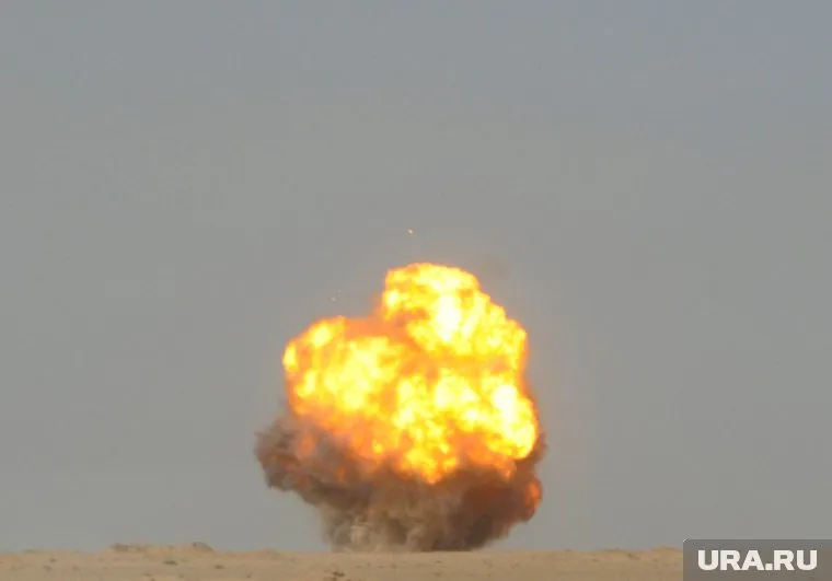 Из-за взрыва на нефтяном месторождении пострадали двое тюменцев