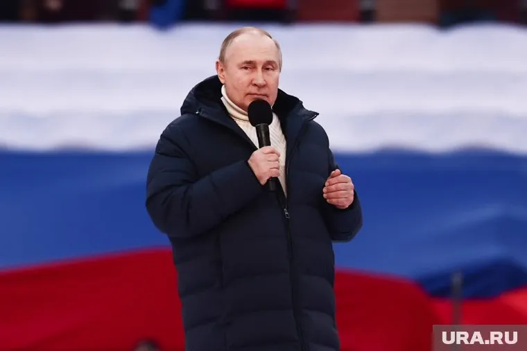 Россия не откатится на 10 лет назад, заявил Владимир Путин