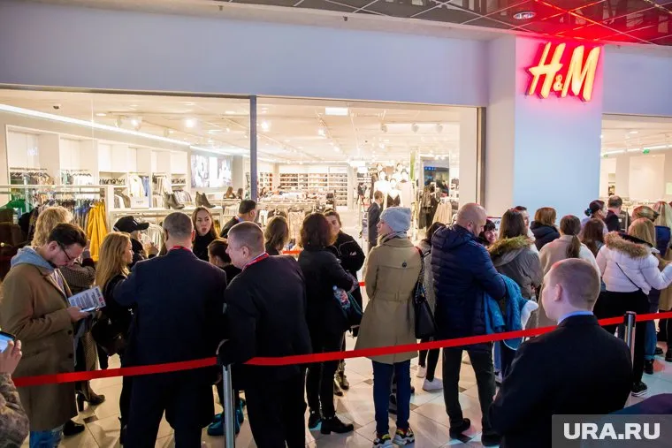 H&M планирует закрывать магазины в центральной России постепенно