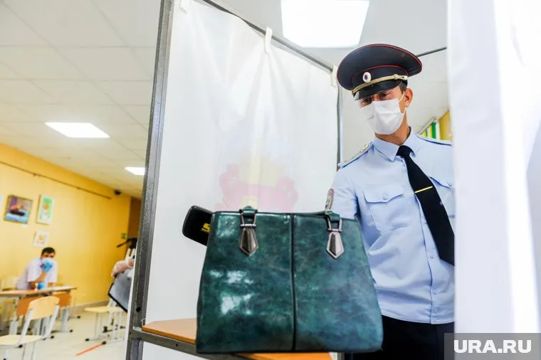 Учеников отправили по домам