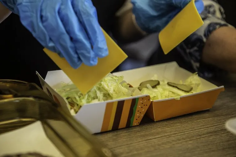 Ресторан быстрого питания "Вкусно и точка". Пермь