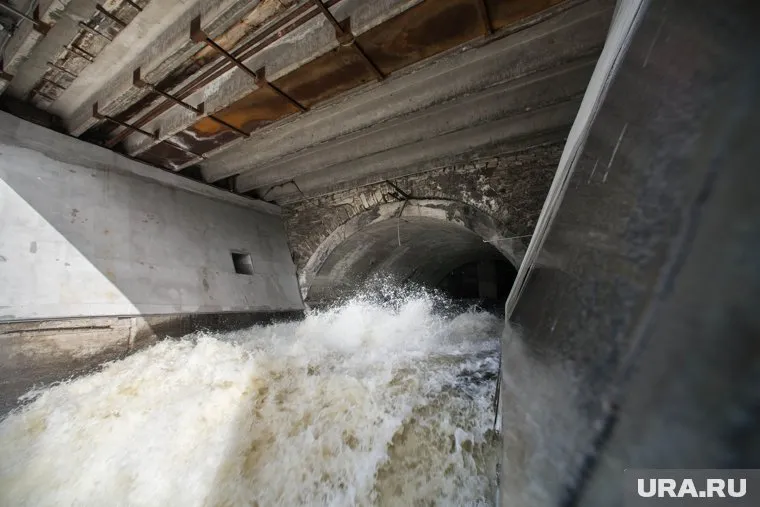 Паслер предложил уменьшить объем сброса воды до 1500 кубометров в секунду, чтобы уберечь Оренбуржье от подтопления