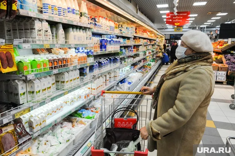 Магазины сохраняют иллюзию доступности повседневных товаров