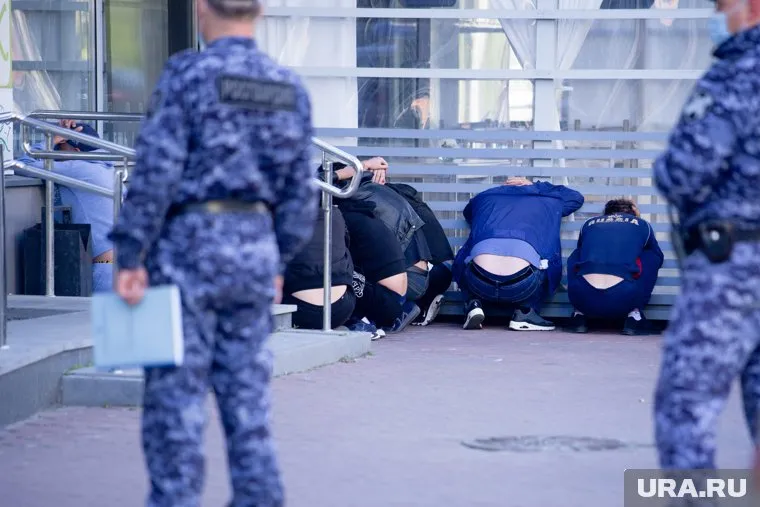 Правоохранители задержали подозреваемых в противоправной деятельности