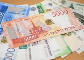Источник: тюменские лотерейные миллиардеры продали квартиру и уехали из России