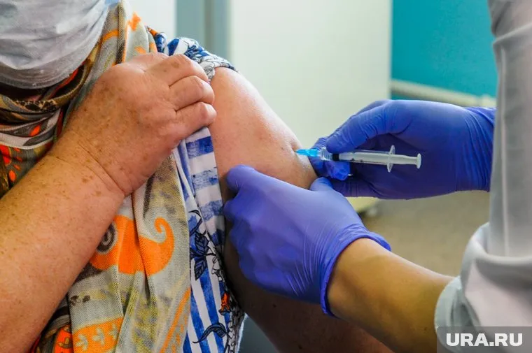 Рустем Нуриев принес извинения за то, что назвал пенсионеров без QR-кодов «врагами»