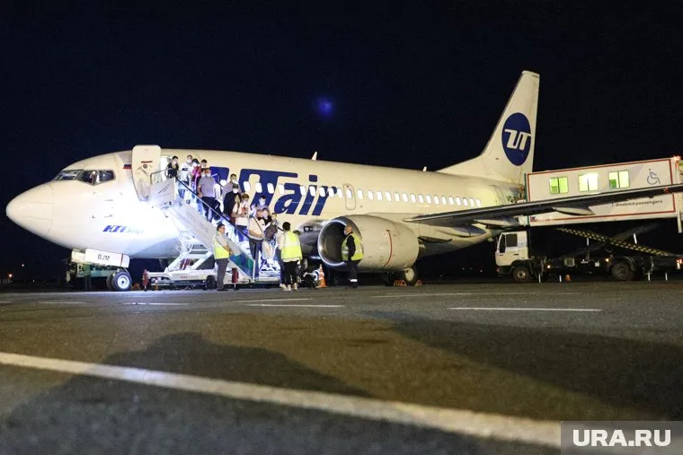 Самолеты Utair из Москвы, Уфы и Самары до Сургута задерживаются в аэропортах вылета