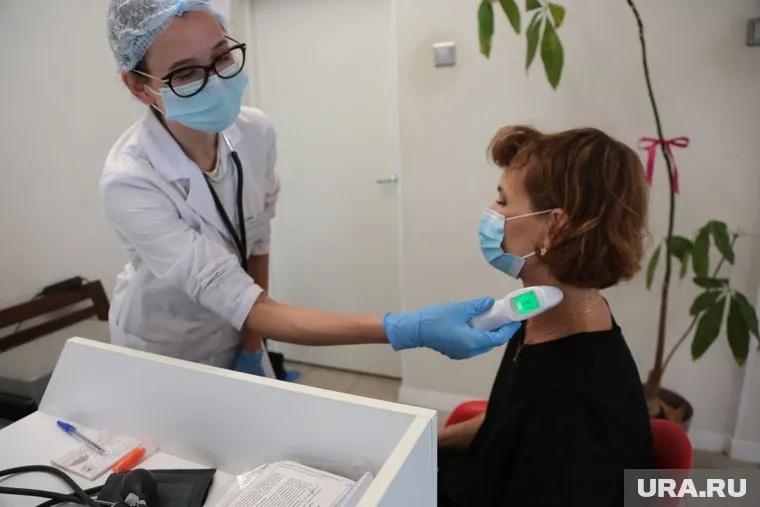 Через три года COVID-19 станет менее заразен и не будет провоцировать развитие болезней