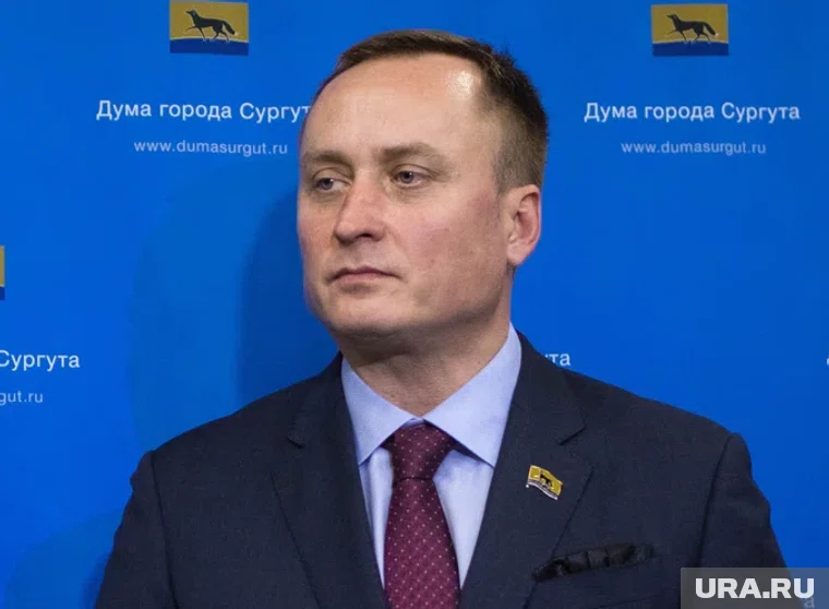 Глава Сургута побывал на месте пожара, который унес жизни семи человек