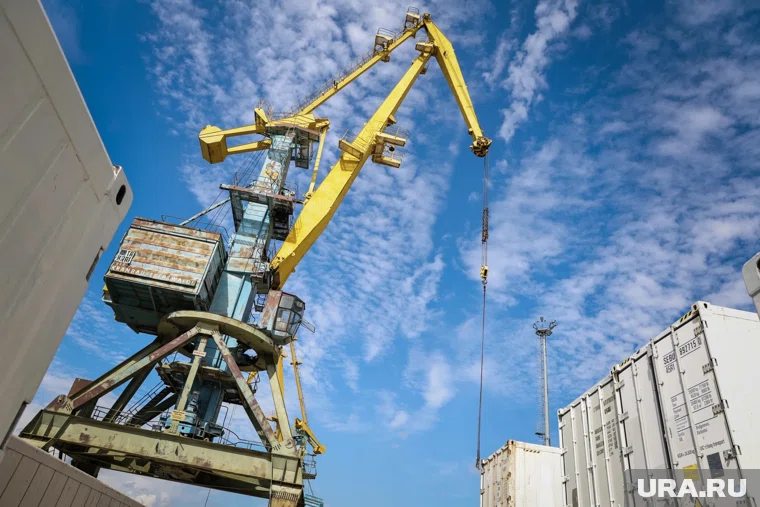 Перегрузочный комплекс может появиться на базе речного порта в Лабытнанги