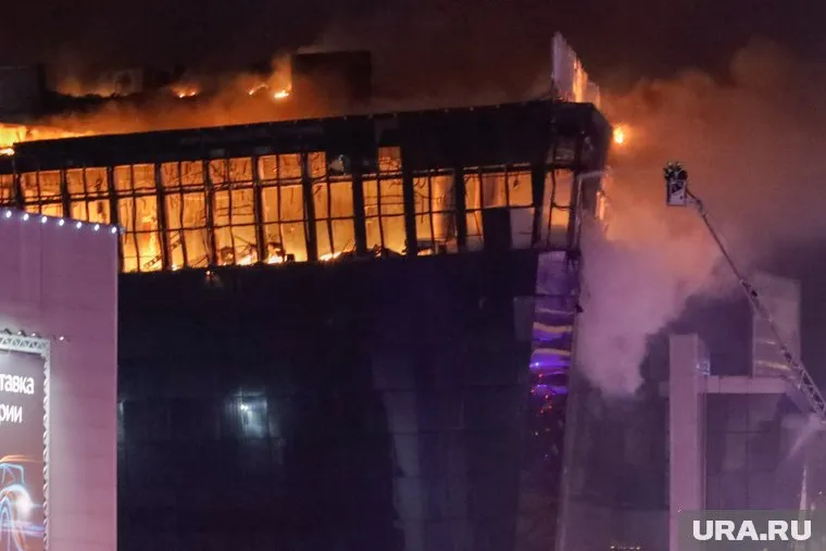 Помимо 15-летнего Ислама, в «Крокусе» работало еще двое несовершеннолетних