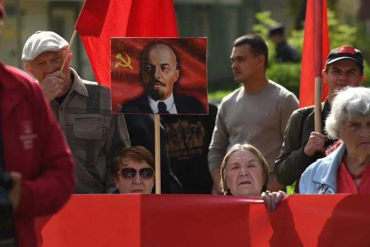 Пикет коммунистов против сноса памятника Ленину, Ревда