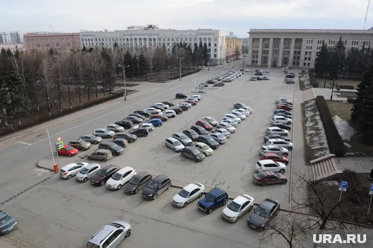 Платные парковки будут размещать только в деловой части города