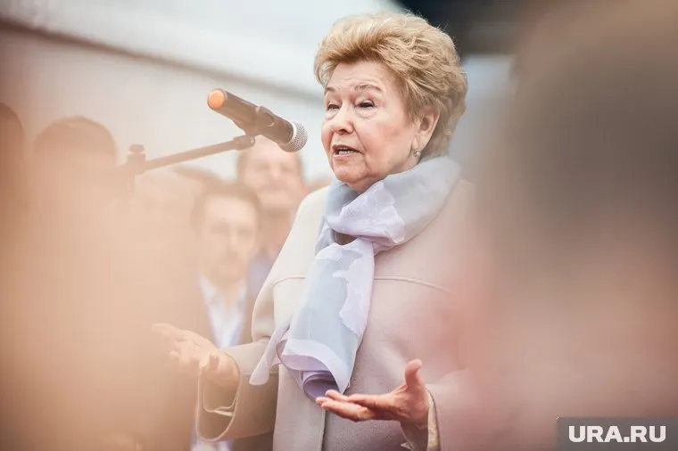 Наину Ельцину поместили под наблюдение медиков