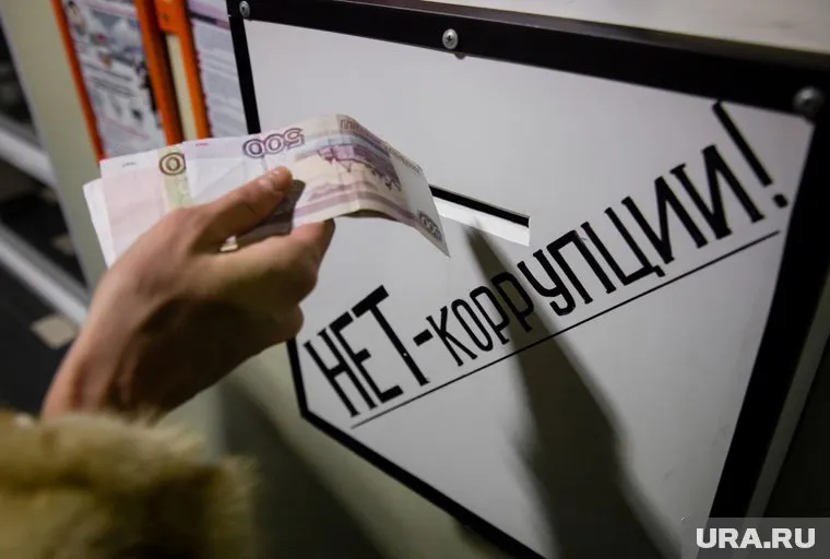 Главу поселения, арестованного за взятки, оставили в СИЗО