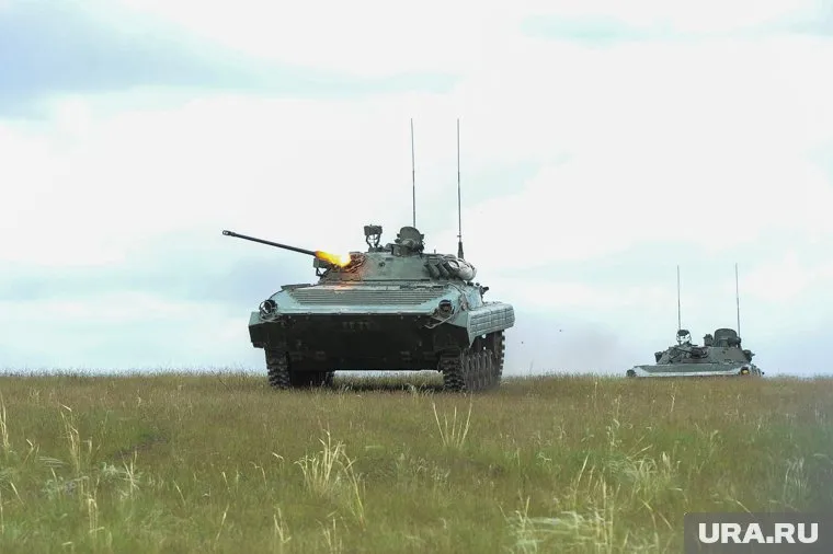 Техника отличается от других бронемашин скоростью, огневой мощью, и крепостью брони