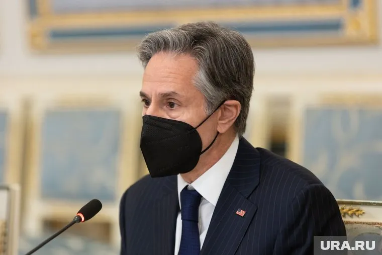 Блинкен извинился перед наследным принцем Абу-Даби ради Украины