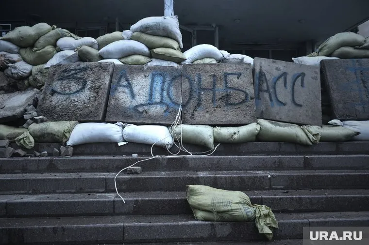 Украинская армия обстреляла Донбасс