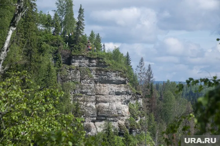 «Парень с головой медведя» опубликовал список мест, куда поехать в путешествие