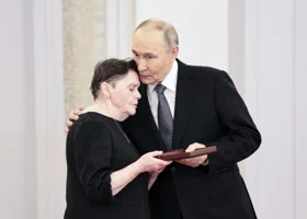 Путин провел день, когда ему пришлось сдерживать слезы