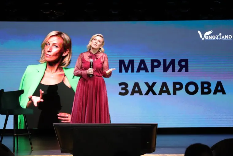 Битва ораторов: Марина Захарова и Тина Канделаки в Teatro Veneziano. Екатеринбург