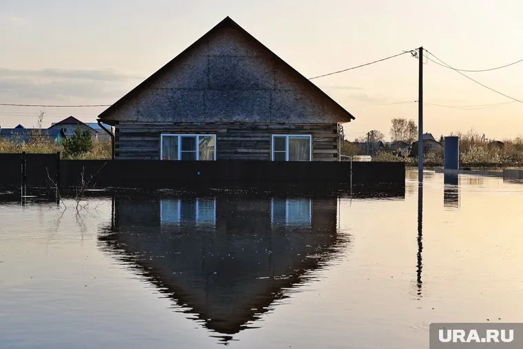 В Курганской области подтопленными остаются около девяти тысяч домов и дач
